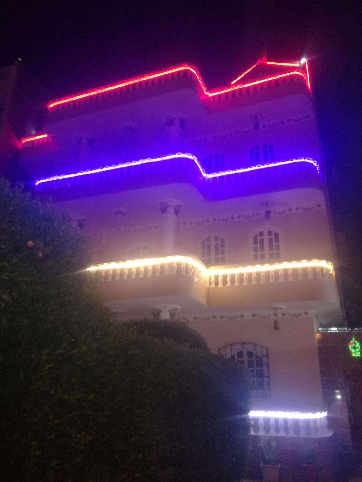 Palace Apartment *