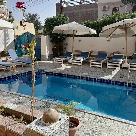 Luxor Palace Apartments Exterior photo